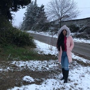 Meet your Posher, Fatemeh